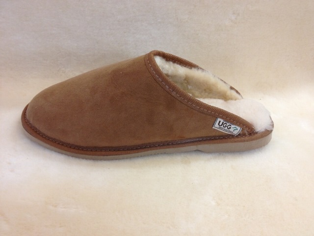 Sheepskin Footwear Image - 4